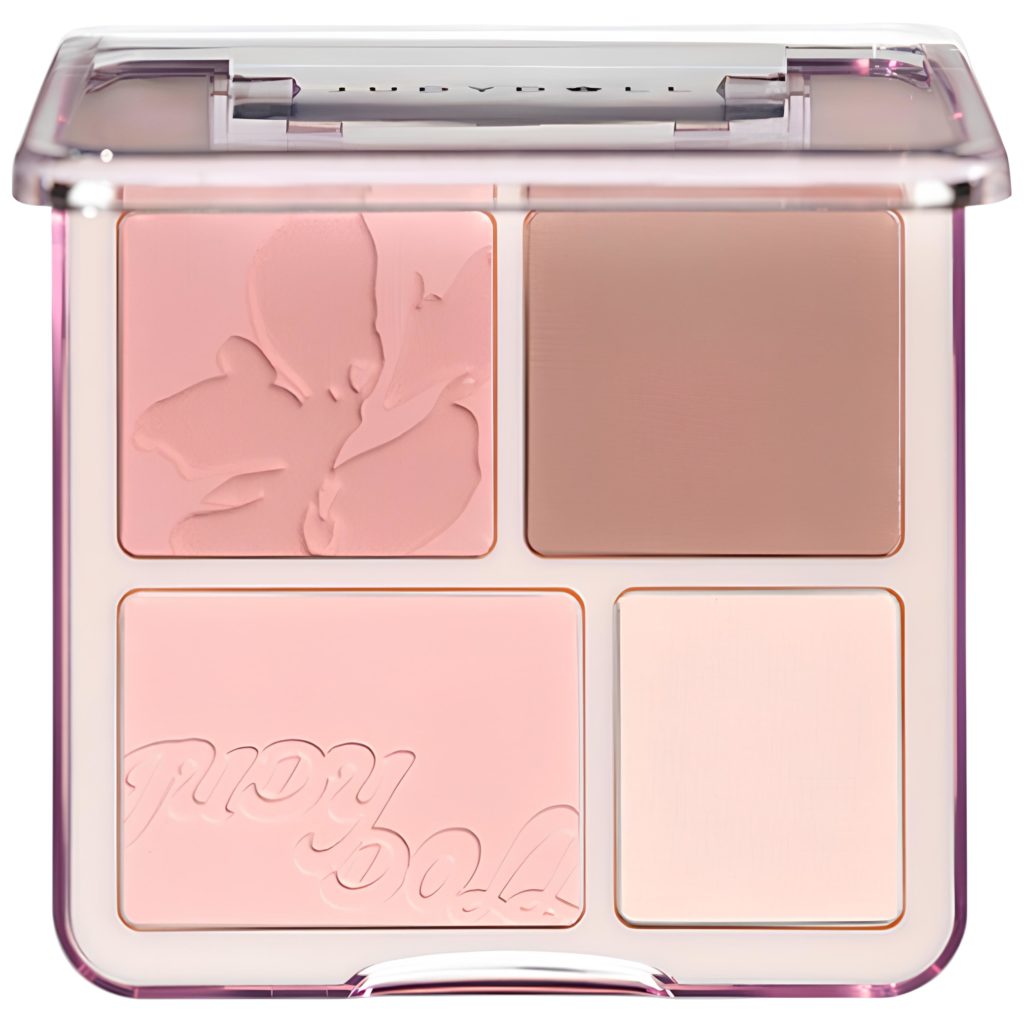 八田エミリ愛用のチークパレット