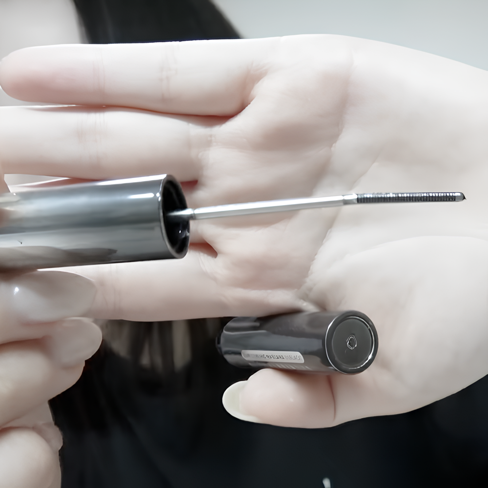 JUDYDOLL 6°コイルマスカラ 01 デカブラック