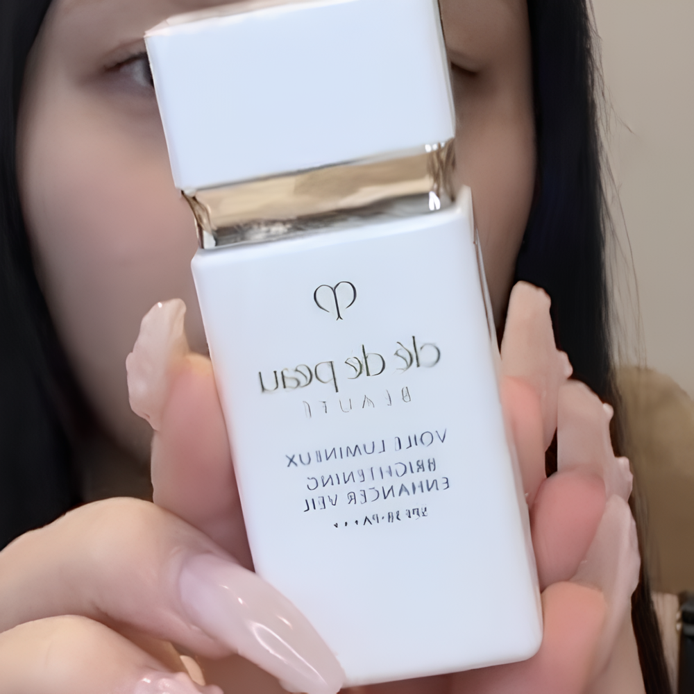 Clé de Peau Beauté ヴォワールルミネ 