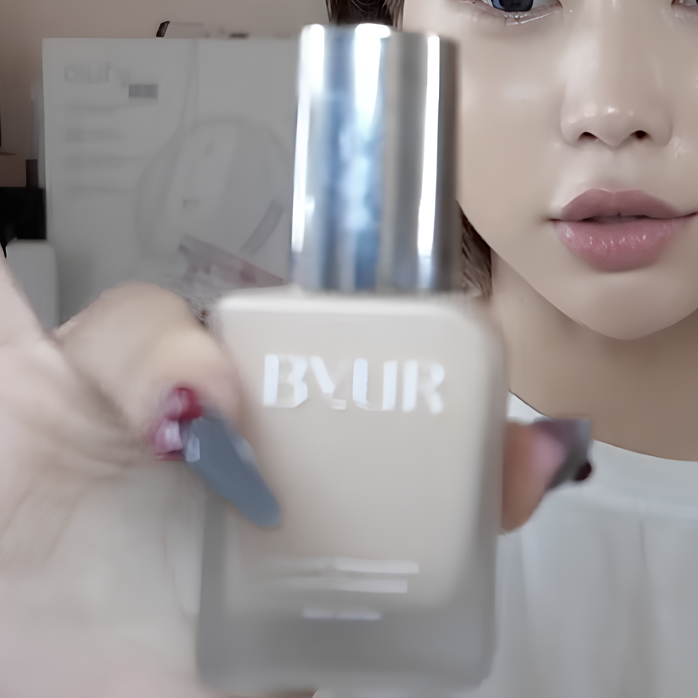 ByUR セラムフィット スキニーグローリング リキッドファンデーション